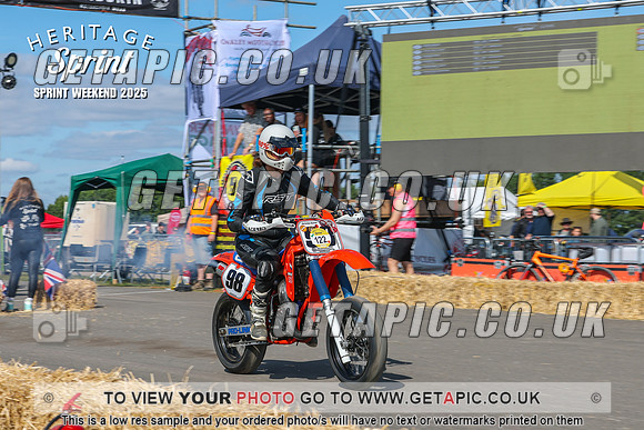 GP2508-3295_LOGO_ON_PHOTO