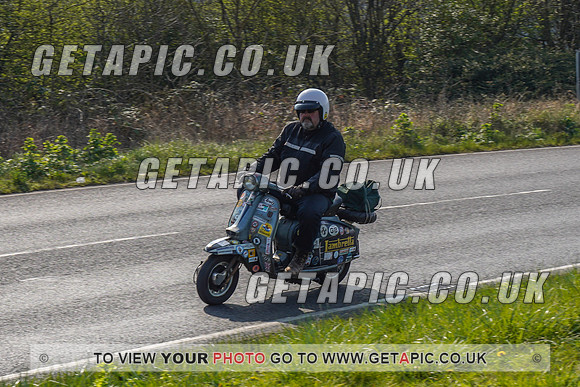 RS2203_5198