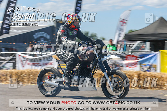 GP2508-6073-C_LOGO_ON_PHOTO