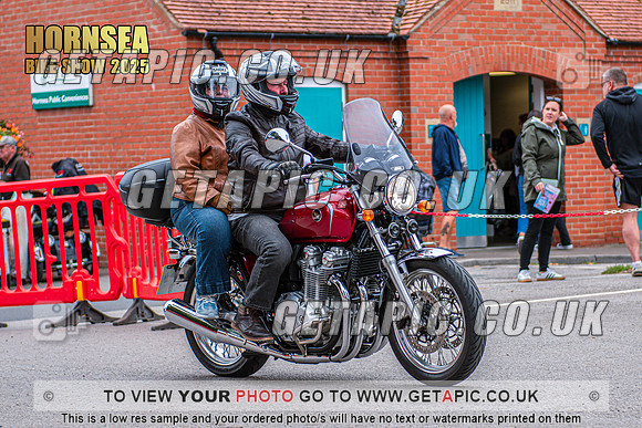TW2508-4627_LOGO_ON_PHOTO