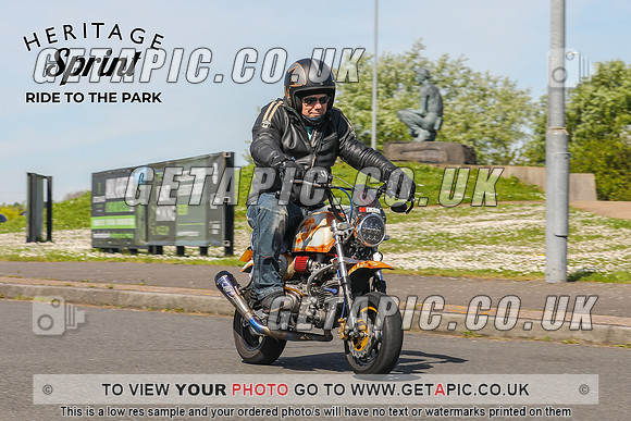 GP2405-0590-C_LOGO_ON_PHOTO