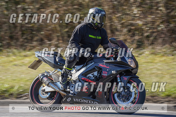 RS2202_3449
