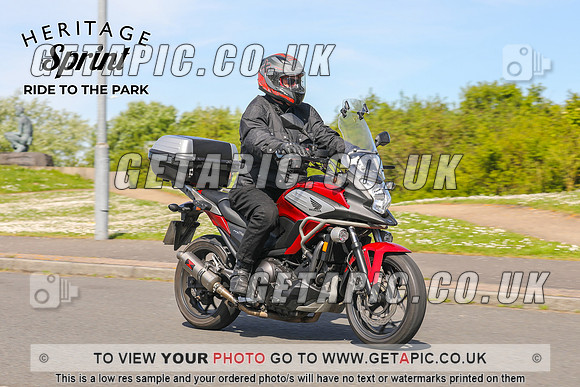 GP2405-0605-C_LOGO_ON_PHOTO