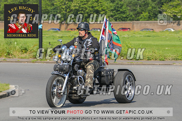 GP2405-4065-C_LOGO_ON_PHOTO