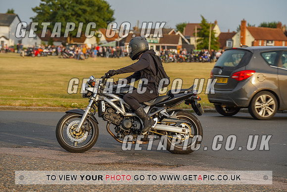 RS2207_9138