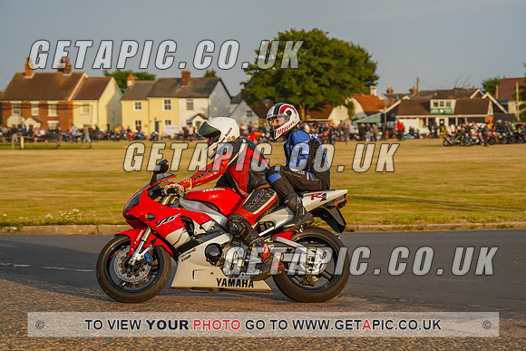 RS2207_9226
