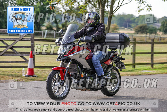 PR2508-10739_LOGO_ON_PHOTO