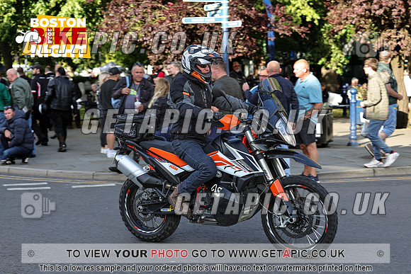 PR2407-13433_LOGO_ON_PHOTO