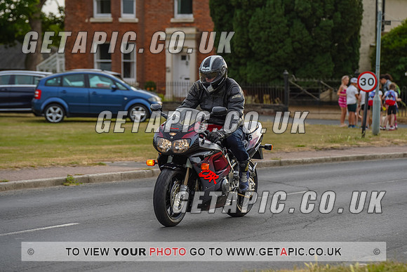 RS2207_8812