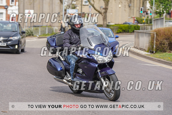 RS2204_6872