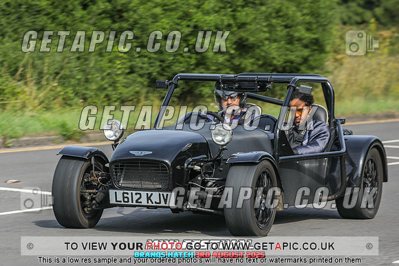 PP2508-1072-C_LOGO_ON_PHOTO