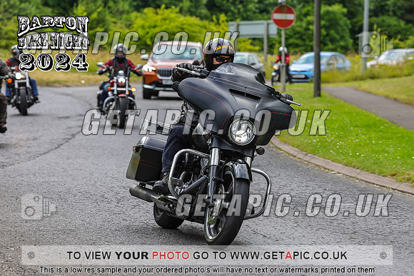 PR2407-2062_LOGO_ON_PHOTO
