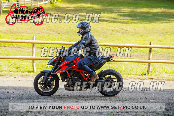 RS2207_2779_WITH_LOGO