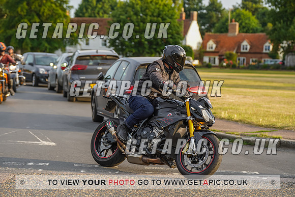 RS2207_8922