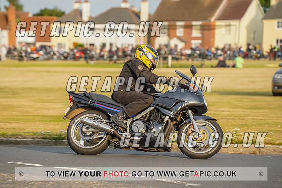 RS2207_8863