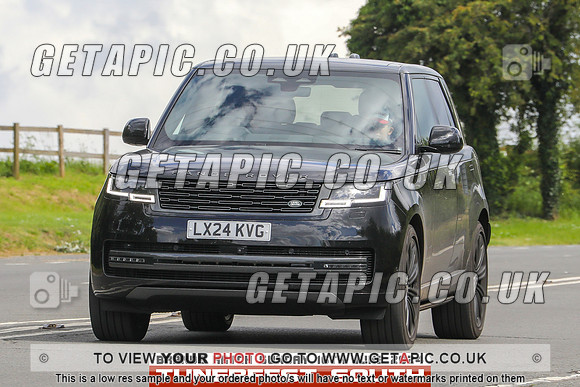 GP2406-10734-C_LOGO_ON_PHOTO
