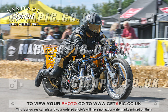 GP2508-5616-C_LOGO_ON_PHOTO
