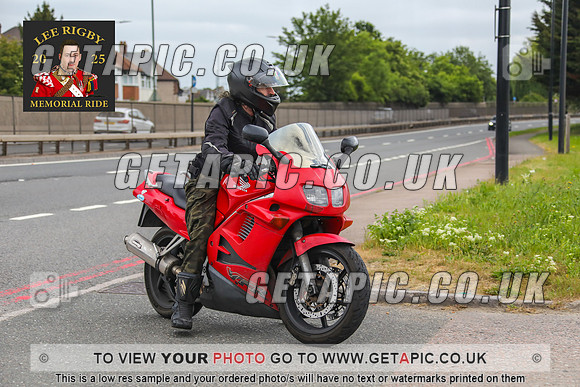 GP2505-037_LOGO_ON_PHOTO
