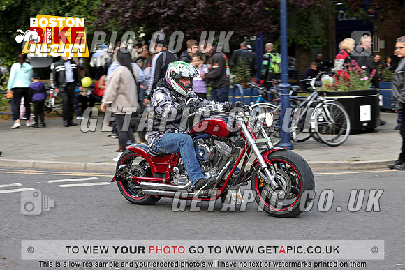 PR2407-13153_LOGO_ON_PHOTO