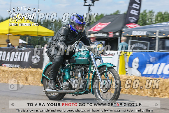 GP2508-4344-C_LOGO_ON_PHOTO
