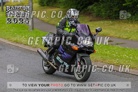 PR2407-007_LOGO_ON_PHOTO