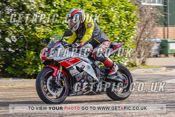 RS2203_6086