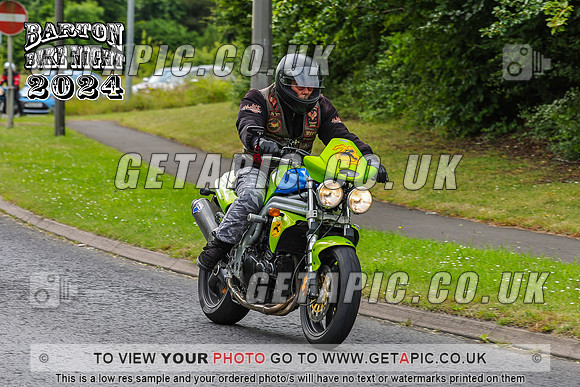 PR2407-2066_LOGO_ON_PHOTO