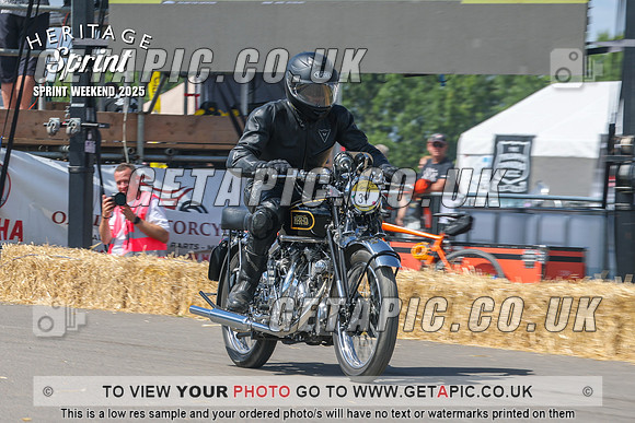 GP2508-4501-C_LOGO_ON_PHOTO