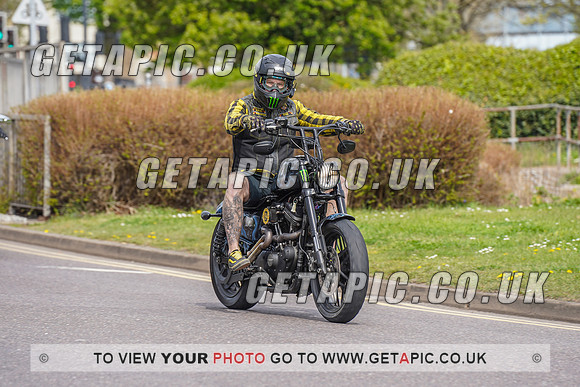 RS2204_6896