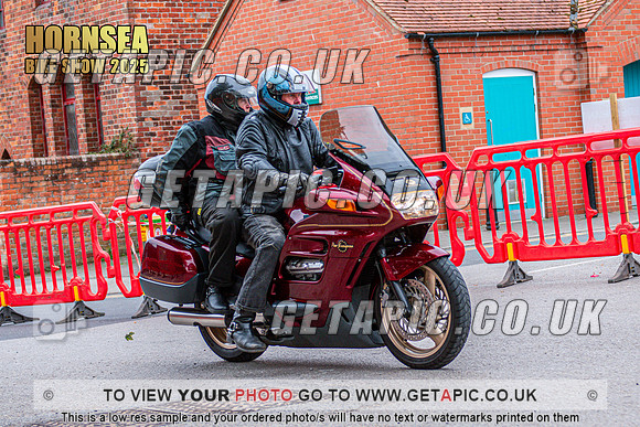 TW2508-172_LOGO_ON_PHOTO