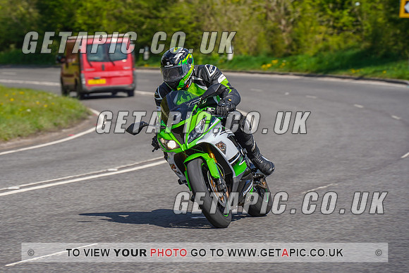 RS2204_11571