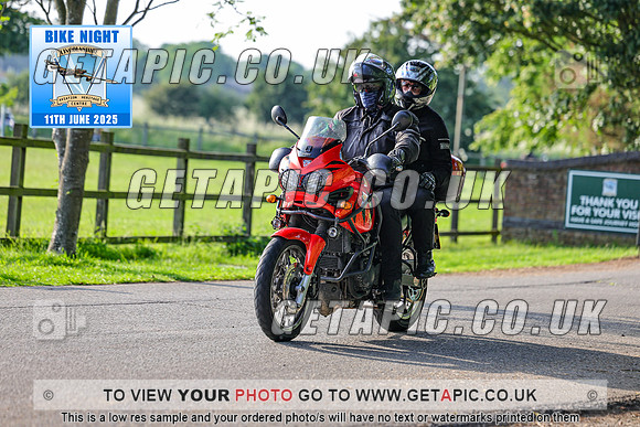 PR2506-06153_LOGO_ON_PHOTO