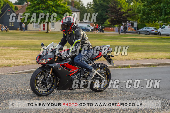 RS2207_8693