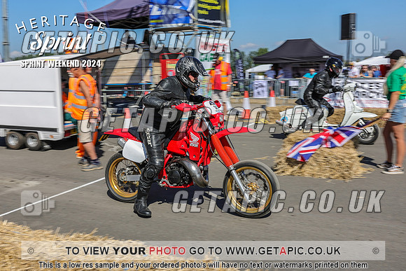PR2408-02551-C_LOGO_ON_PHOTO