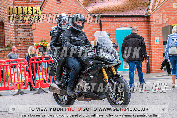 TW2508-5011_LOGO_ON_PHOTO