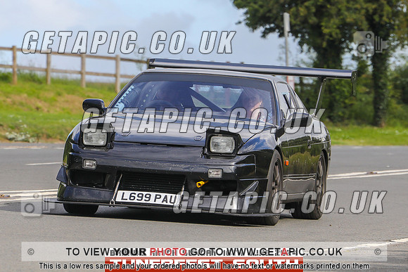 GP2406-12487-C_LOGO_ON_PHOTO