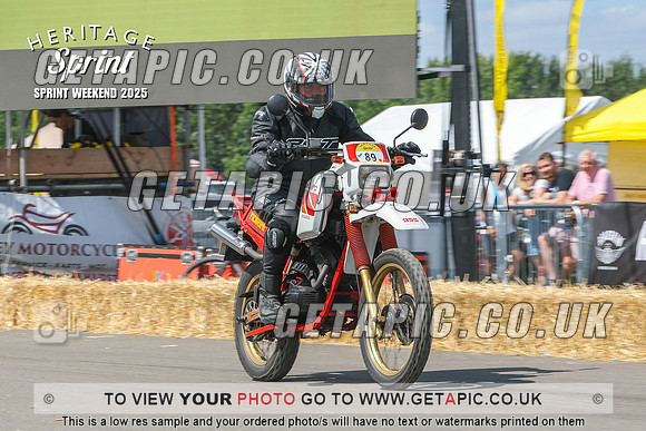 GP2508-4257-C_LOGO_ON_PHOTO