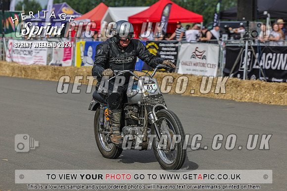 PR2408-00144-C_LOGO_ON_PHOTO