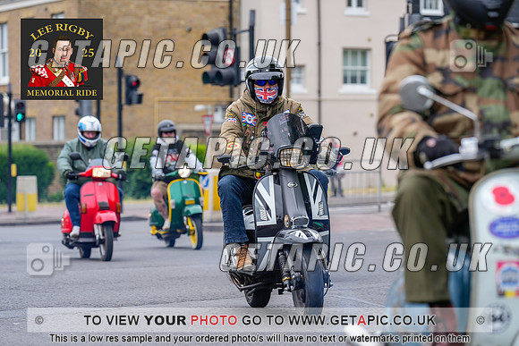 MW2505-20916_LOGO_ON_PHOTO
