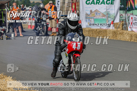 PR2408-00162-C_LOGO_ON_PHOTO