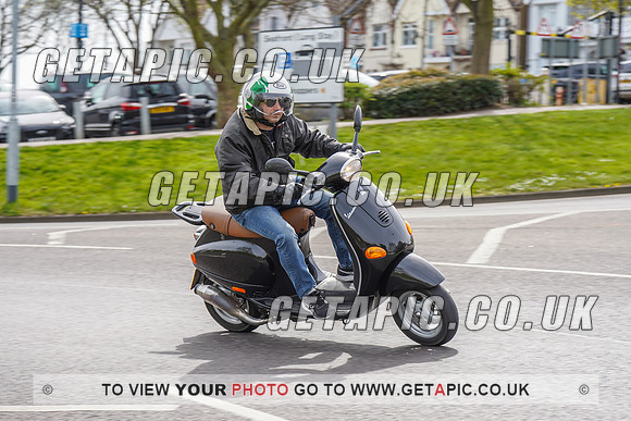 RS2204_10056