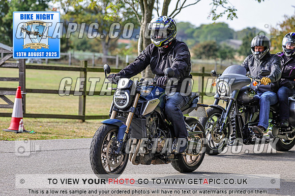 PR2508-07454_LOGO_ON_PHOTO