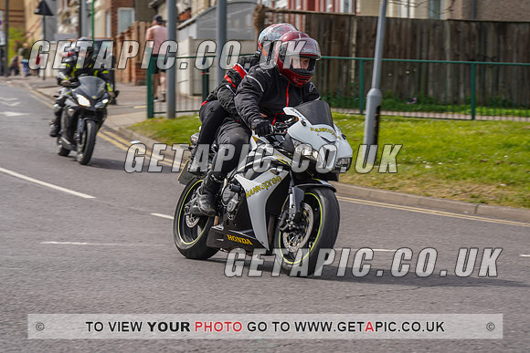 RS2204_10083