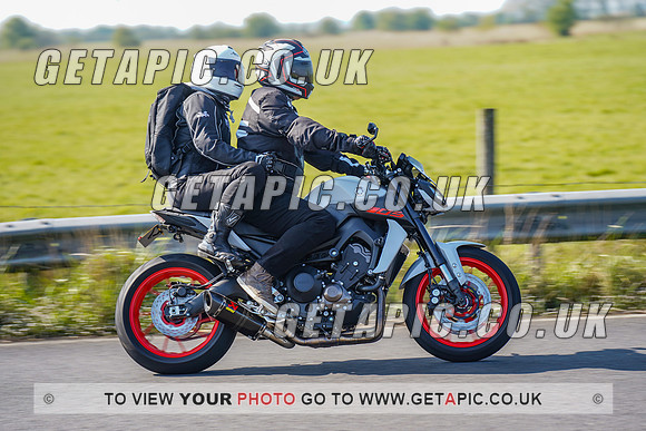 RS2204_2053