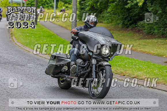 PR2407-4881_LOGO_ON_PHOTO