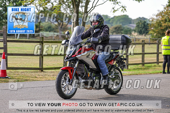 PR2508-10738_LOGO_ON_PHOTO