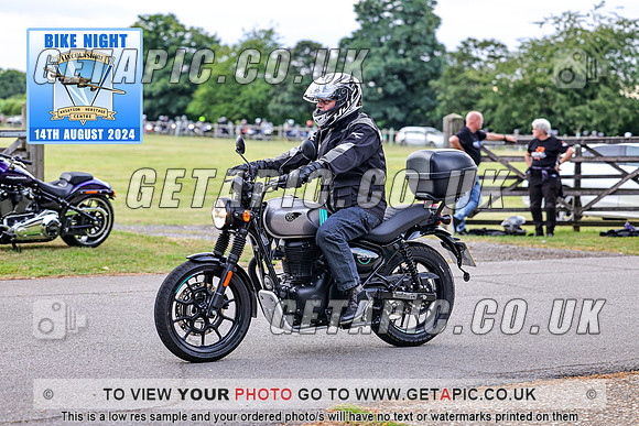 PR2408-13433_LOGO_ON_PHOTO