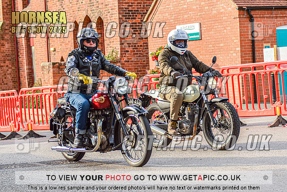 TW2508-011_LOGO_ON_PHOTO
