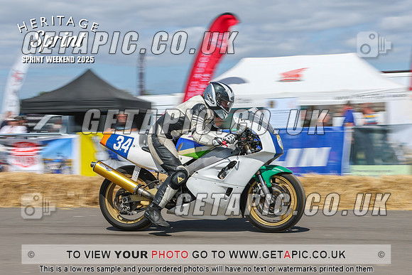 GP2508-4042_LOGO_ON_PHOTO