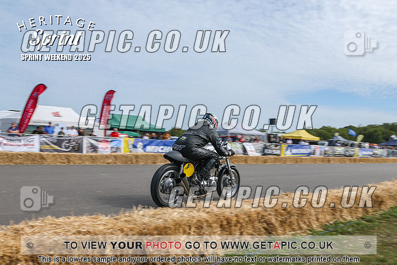 GP2508-3233_LOGO_ON_PHOTO